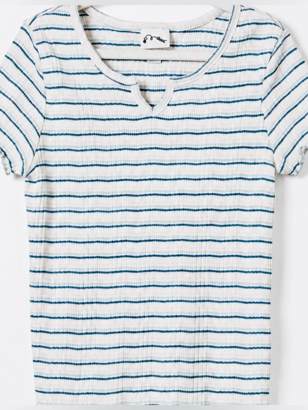 Old Navy girls’ shirt